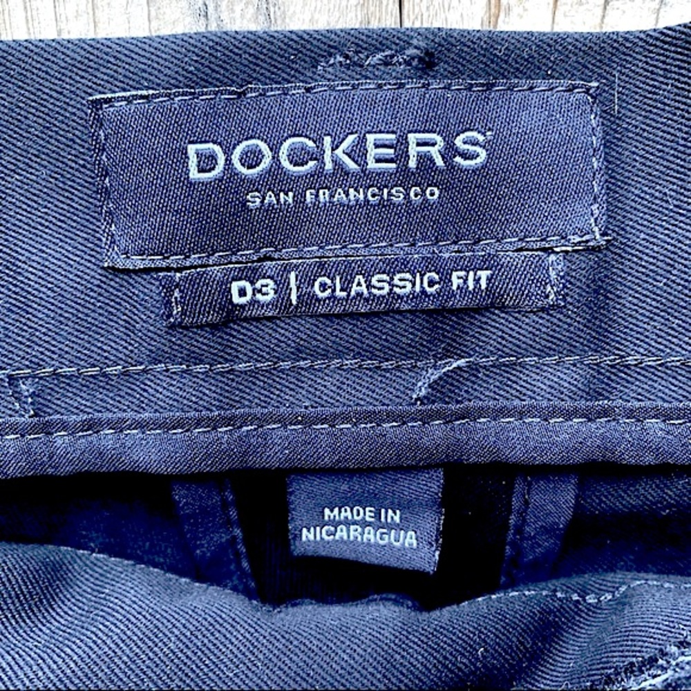 Dockers Classic Fit Cotton Black Pants NWT | W44/L30 - Picture 2 of 8
